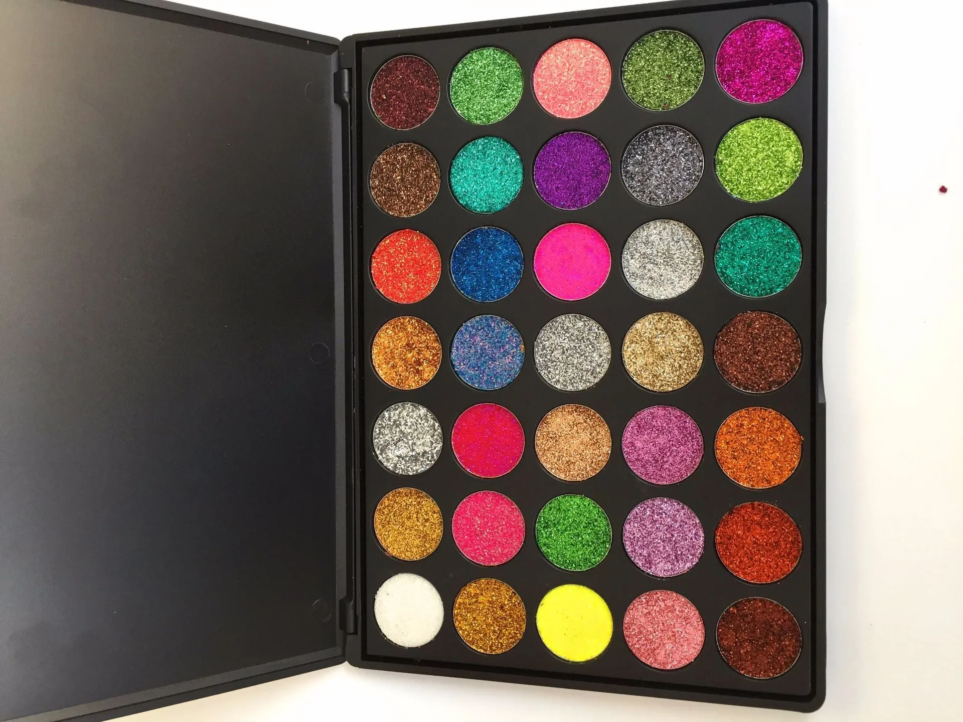 LeBeauti 35-Shade Diamond Glitter Palette